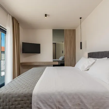 Villa Lumina - Zen With Sauna Near Biograd *
