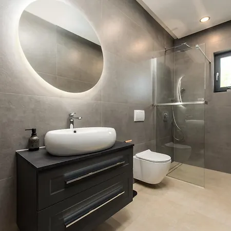 Villa Lumina - Zen With Sauna Near Biograd Tinj