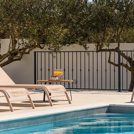 Lumina - Zen With Sauna Near Biograd Villa *